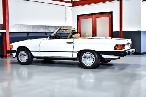 1987 Mercedes-Benz R107 560SL For Sale (picture 24 of 142)