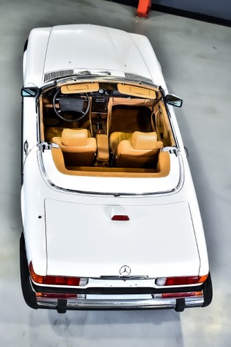 1987 Mercedes-Benz R107 560SL For Sale (picture 27 of 142)