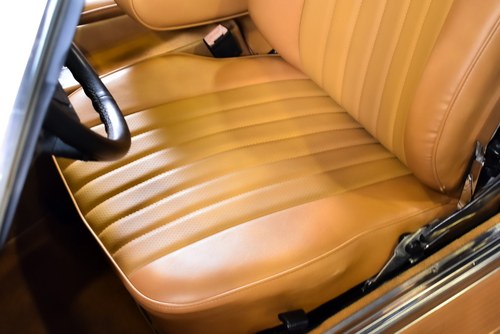 1987 Mercedes-Benz R107 560SL For Sale (picture 54 of 142)