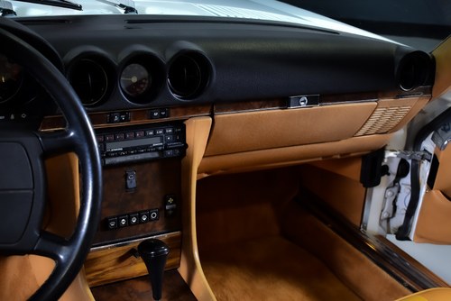1987 Mercedes-Benz R107 560SL For Sale (picture 58 of 142)