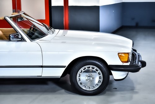 1987 Mercedes-Benz R107 560SL For Sale (picture 86 of 142)