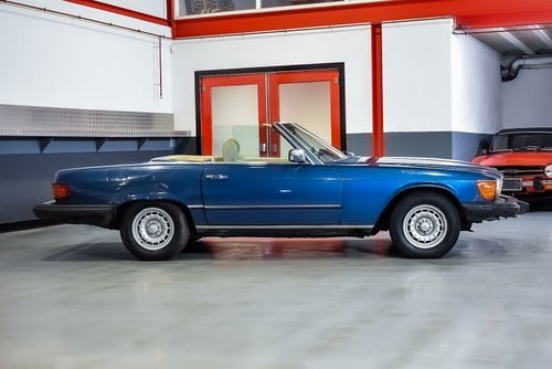 1982 Mercedes-Benz R107 380SL Convertible 3.8L V8 For Sale (picture 9 of 86)