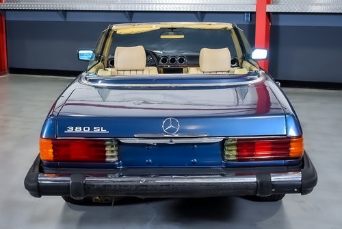 1982 Mercedes-Benz R107 380SL Convertible 3.8L V8 For Sale (picture 13 of 86)