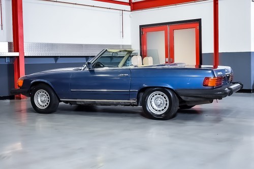 1982 Mercedes-Benz R107 380SL Convertible 3.8L V8 For Sale (picture 19 of 86)