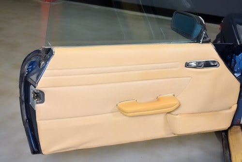 1982 Mercedes-Benz R107 380SL Convertible 3.8L V8 For Sale (picture 35 of 86)