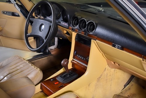 1982 Mercedes-Benz R107 380SL Convertible 3.8L V8 For Sale (picture 50 of 86)