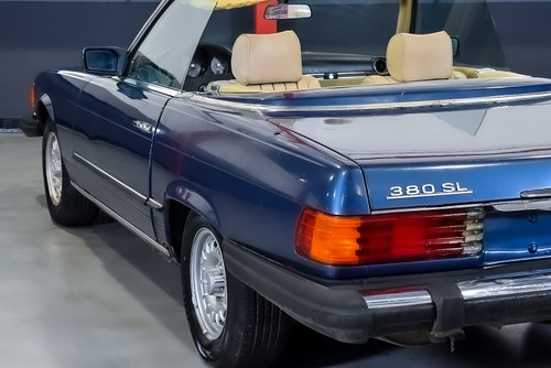 1982 Mercedes-Benz R107 380SL Convertible 3.8L V8 For Sale (picture 67 of 86)