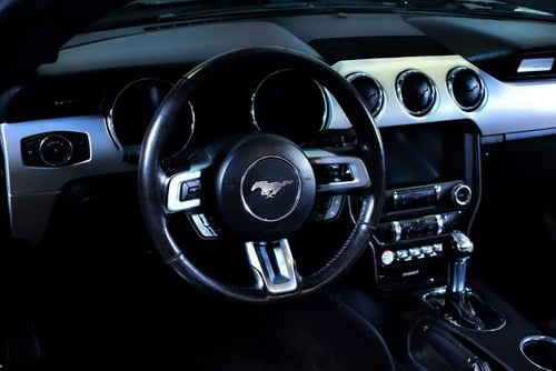 2016 Ford Mustang Ecoboost Convertible 2.3 à venda (imagem 34 de 86)