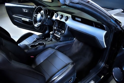 2016 Ford Mustang Ecoboost Convertible 2.3 à venda (imagem 48 de 86)