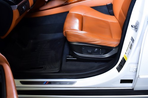 2012 BMW E70 X5M zum Verkauf (Bild 29 von 108)