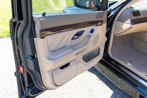 2000 BMW 750i E38 En venta (imagen 23 de 135)