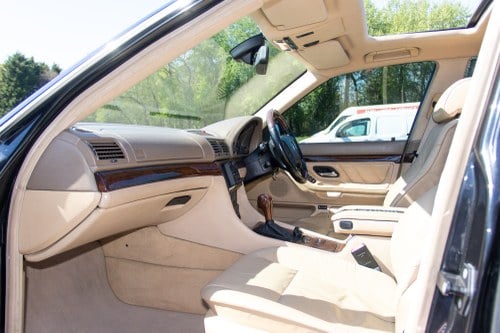 2000 BMW 750i E38 En venta (imagen 26 de 135)