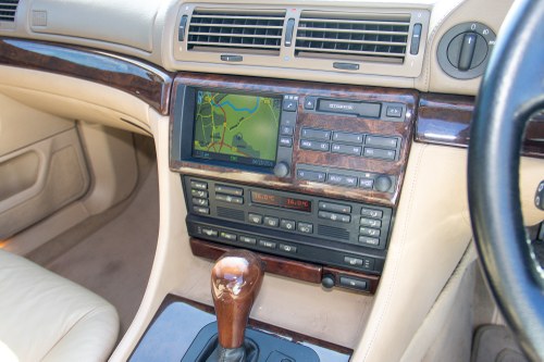 2000 BMW 750i E38 En venta (imagen 43 de 135)