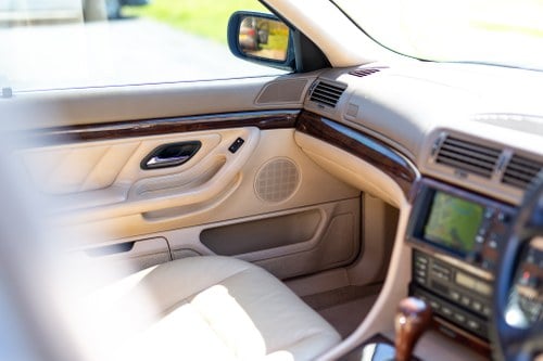 2000 BMW 750i E38 En venta (imagen 71 de 135)