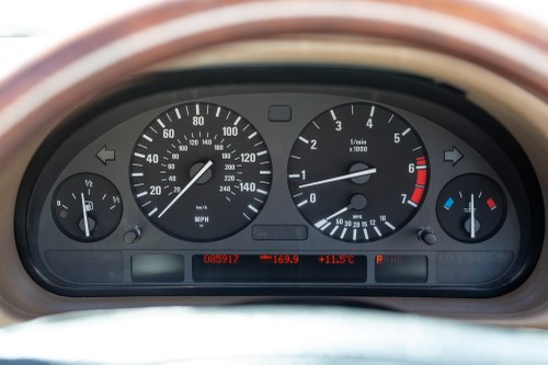 2000 BMW 750i E38 En venta (imagen 73 de 135)