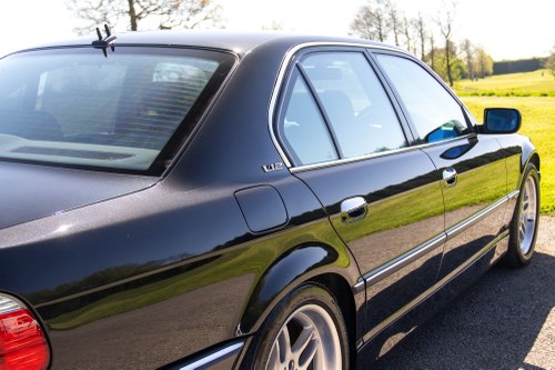 2000 BMW 750i E38 En venta (imagen 82 de 135)