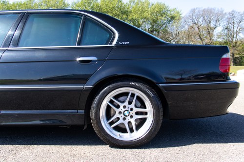 2000 BMW 750i E38 En venta (imagen 86 de 135)