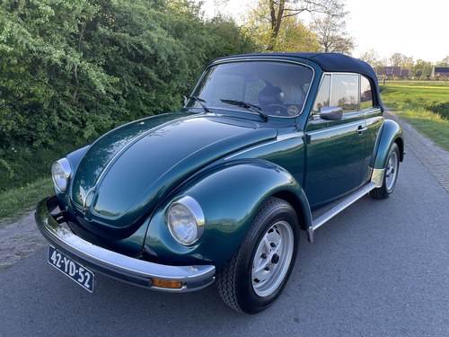 1976 Volkswagen Beetle Karmann Convertible En venta (imagen 37 de 154)