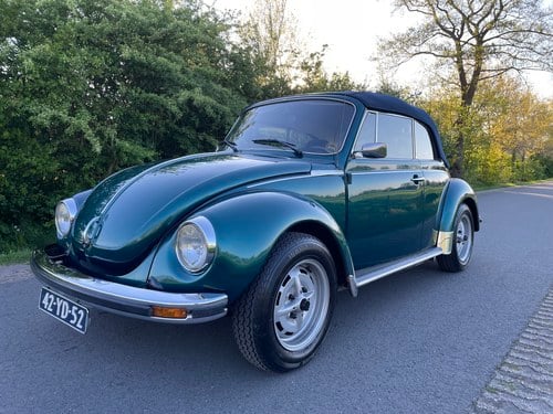 1976 Volkswagen Beetle Karmann Convertible En venta (imagen 40 de 154)