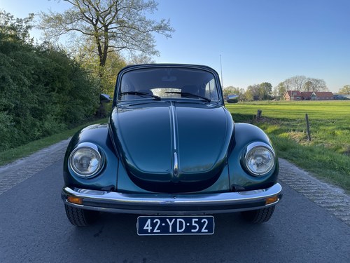 1976 Volkswagen Beetle Karmann Convertible En venta (imagen 44 de 154)