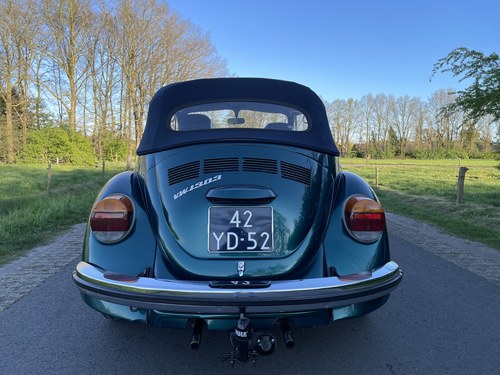 1976 Volkswagen Beetle Karmann Convertible En venta (imagen 50 de 154)