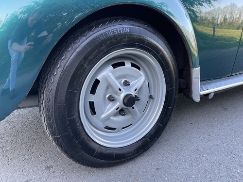 1976 Volkswagen Beetle Karmann Convertible En venta (imagen 55 de 154)