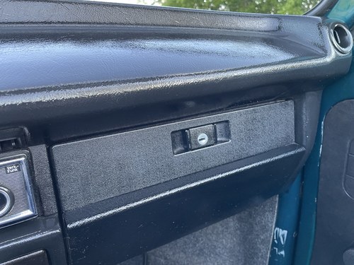 1976 Volkswagen Beetle Karmann Convertible En venta (imagen 66 de 154)