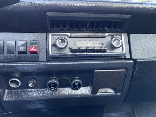 1976 Volkswagen Beetle Karmann Convertible En venta (imagen 68 de 154)