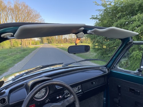 1976 Volkswagen Beetle Karmann Convertible En venta (imagen 79 de 154)