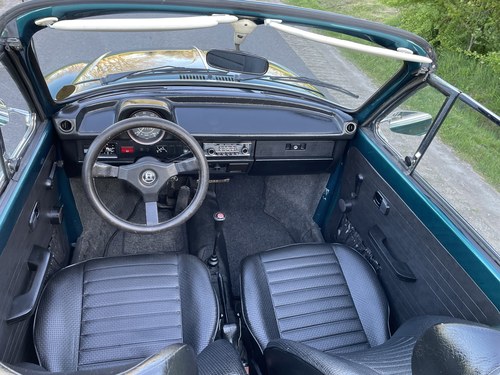 1976 Volkswagen Beetle Karmann Convertible En venta (imagen 86 de 154)