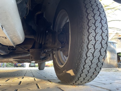 1976 Volkswagen Beetle Karmann Convertible En venta (imagen 130 de 154)