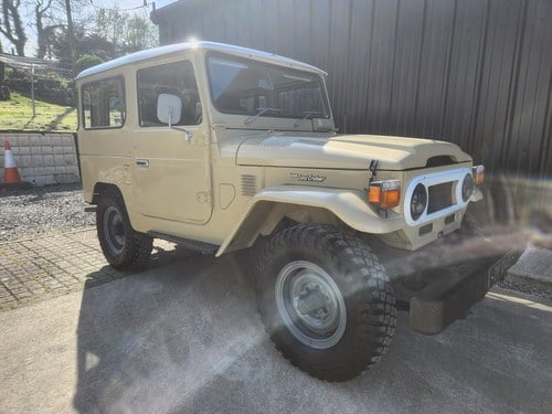 1976 Toyota Land Cruiser FJ40 till salu (bild 2 av 124)
