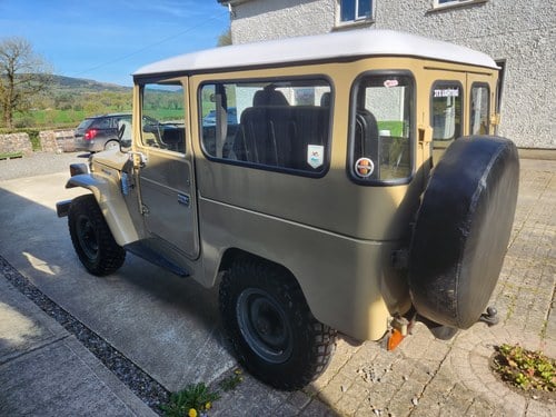 1976 Toyota Land Cruiser FJ40 till salu (bild 11 av 124)