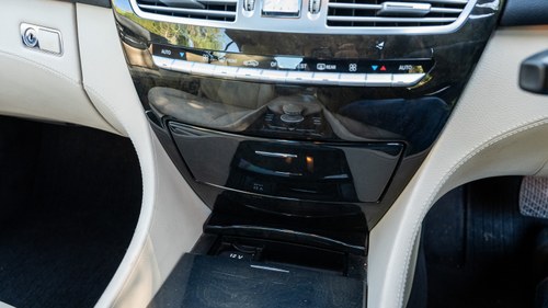 2008 Mercedes-Benz CL500 C216 à venda (imagem 35 de 237)