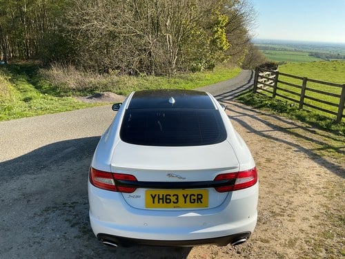 2013 Jaguar XF R-Sport TDV6 211 3L V6 X250 zum Verkauf (Bild 18 von 82)