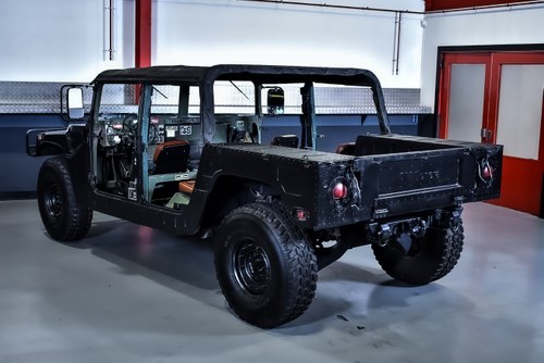 1989 AM General HMMWV M998 “Humvee” 6,2L V8 à vendre (picture 25 of 104)