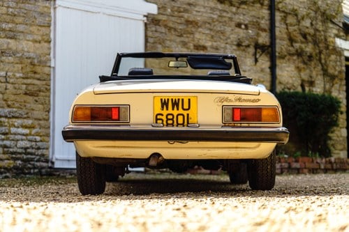 1973 Alfa Romeo Spider 2000 RHD Series 2 For Sale (picture 5 of 168)