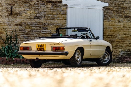 1973 Alfa Romeo Spider 2000 RHD Series 2 For Sale (picture 6 of 168)