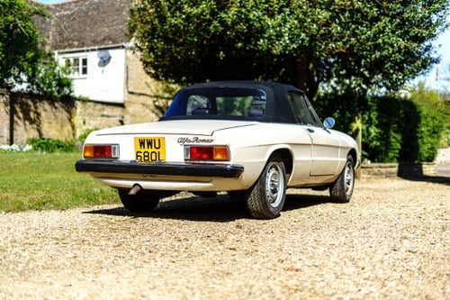 1973 Alfa Romeo Spider 2000 RHD Series 2 For Sale (picture 10 of 168)