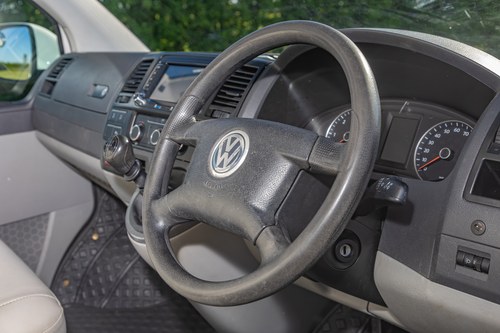 2015 Volkswagen T30 Transporter Camper Van For Sale (picture 44 of 146)