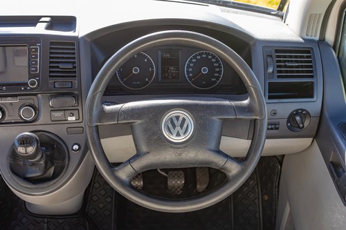 2015 Volkswagen T30 Transporter Camper Van For Sale (picture 45 of 146)