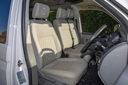 2015 Volkswagen T30 Transporter Camper Van For Sale (picture 50 of 146)