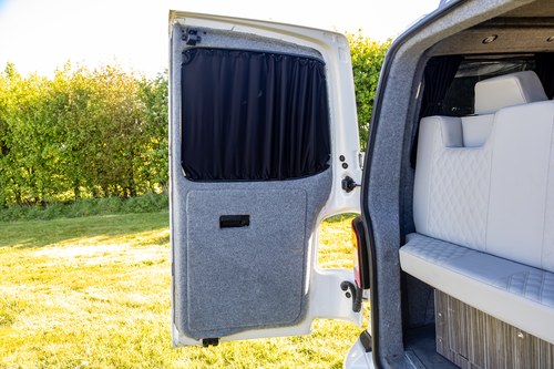 2015 Volkswagen T30 Transporter Camper Van For Sale (picture 70 of 146)