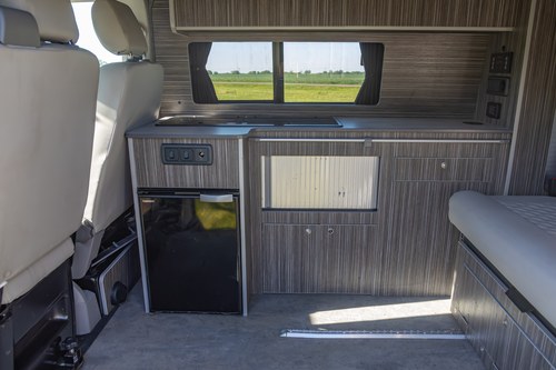 2015 Volkswagen T30 Transporter Camper Van For Sale (picture 10 of 146)