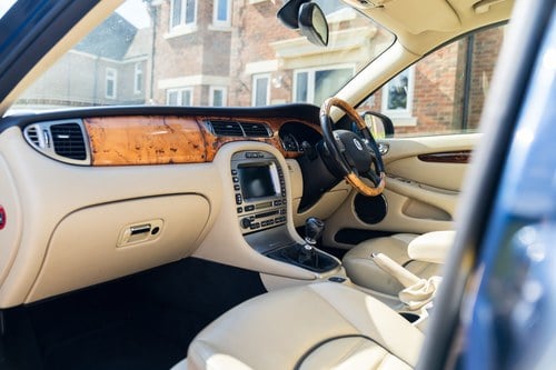 2009 Jaguar X-Type Sovereign 2.2L TDI Manual For Sale (picture 21 of 97)