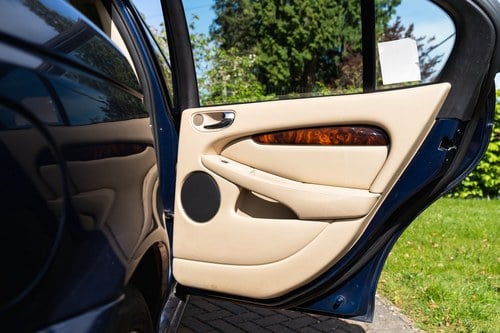 2009 Jaguar X-Type Sovereign 2.2L TDI Manual For Sale (picture 34 of 97)