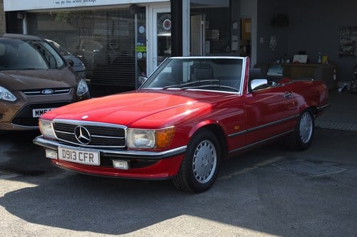 1986 Mercedes-Benz 300SL R107 For Sale (picture 8 of 175)