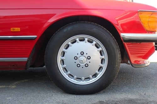 1986 Mercedes-Benz 300SL R107 For Sale (picture 30 of 175)