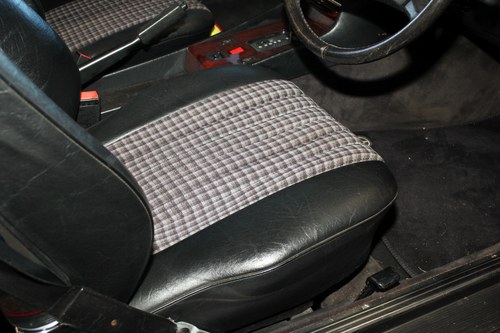 1986 Mercedes-Benz 300SL R107 For Sale (picture 68 of 175)