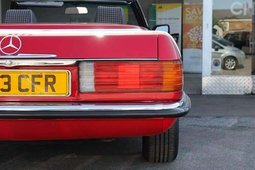 1986 Mercedes-Benz 300SL R107 For Sale (picture 89 of 175)